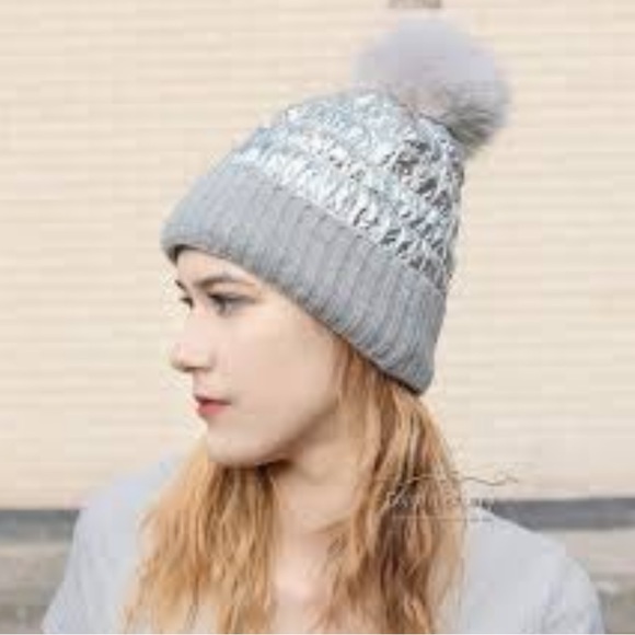 BP pom pom faux fur gunmetal Beanie new with tags - Picture 1 of 8